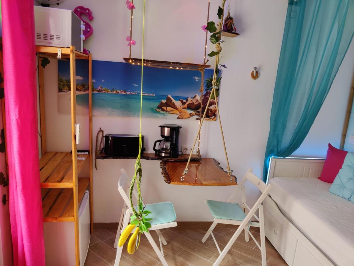 Wonder Room Paraiso Magico Habitacion Nerja Exterior foto